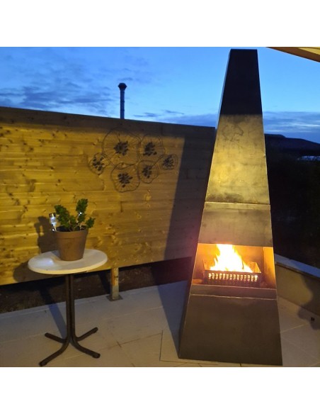 Cheminée extérieure